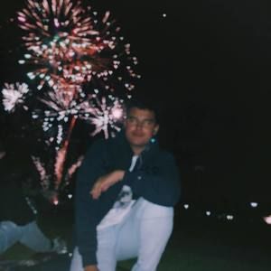 Meet your Posher, Cesar